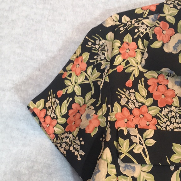 JONES NEW YORK Silk Buttery Soft Fall/Winter Floral Design W Collar & Cap Sleeve - Picture 6 of 15